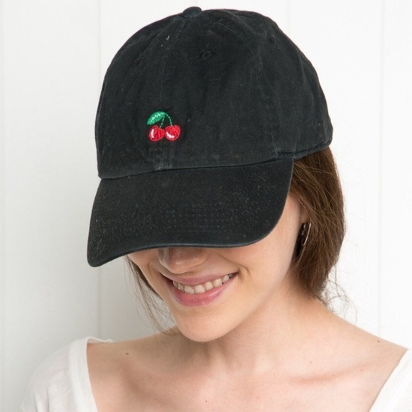 Brandy Melville Accessories - Brandy Melville navy or black cherry has all hat